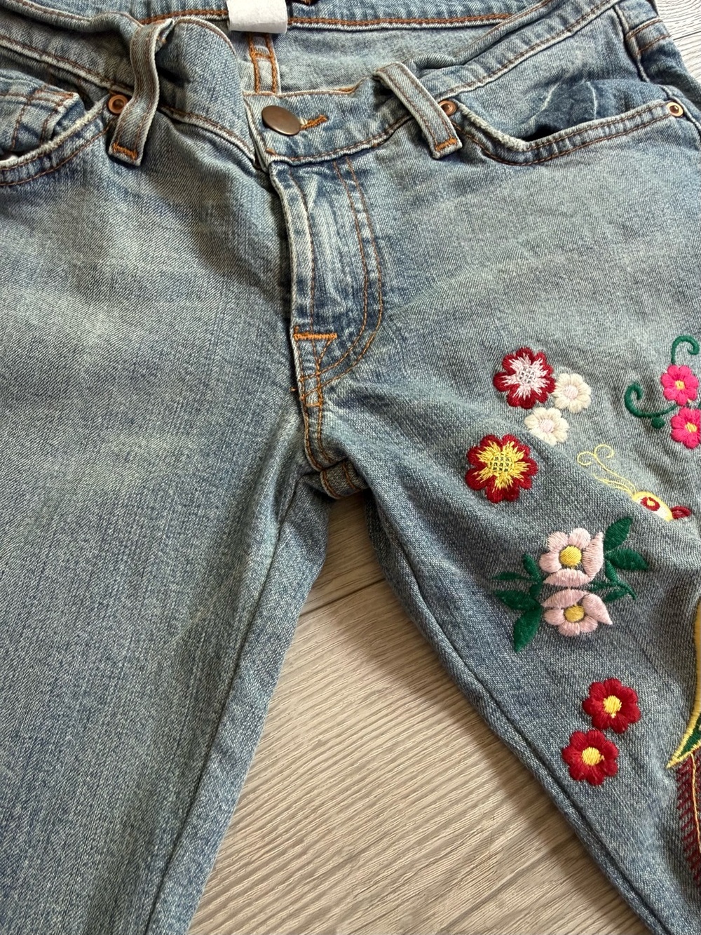 Arden B Vintage Y2K peacock and floral detail flare stretch denim - Picture 5 of 7